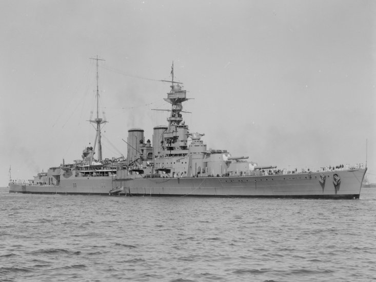 2 Wojna - 450150-1280x960-HMS_Hood_March_17_1924.jpg