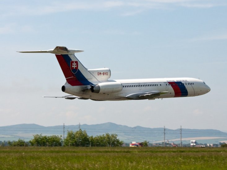 pasażerskie - Tu-154.jpg