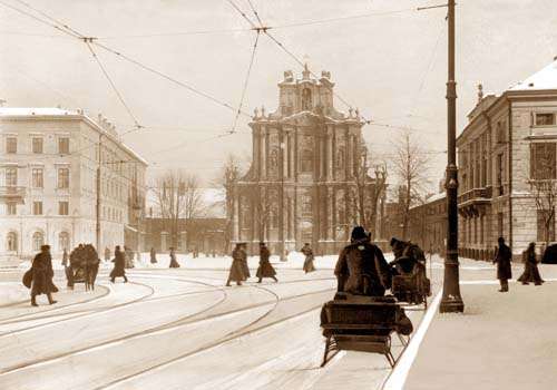 Warszawa  na starej fotografii - Krakowskie Przedmieście kościól Wizytek.jpg