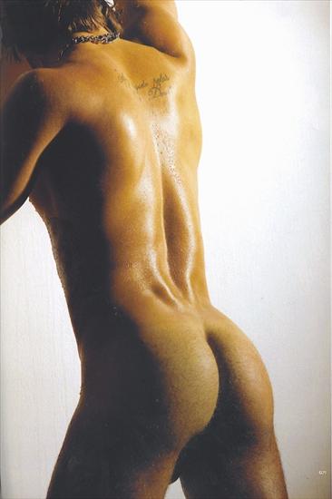 big bro foto6 - Brazilian Big Brother Contestant who was naked in G magazine2.jpg