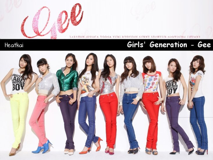 30527 Girls Generation - Gee - weeee.jpg