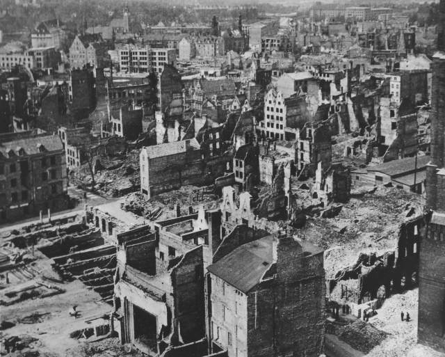 GDAŃSK 1940-1949 - Stare Miasto.jpg