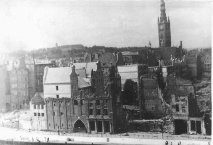 GDAŃSK 1940-1949 - Główne Miasto.jpg